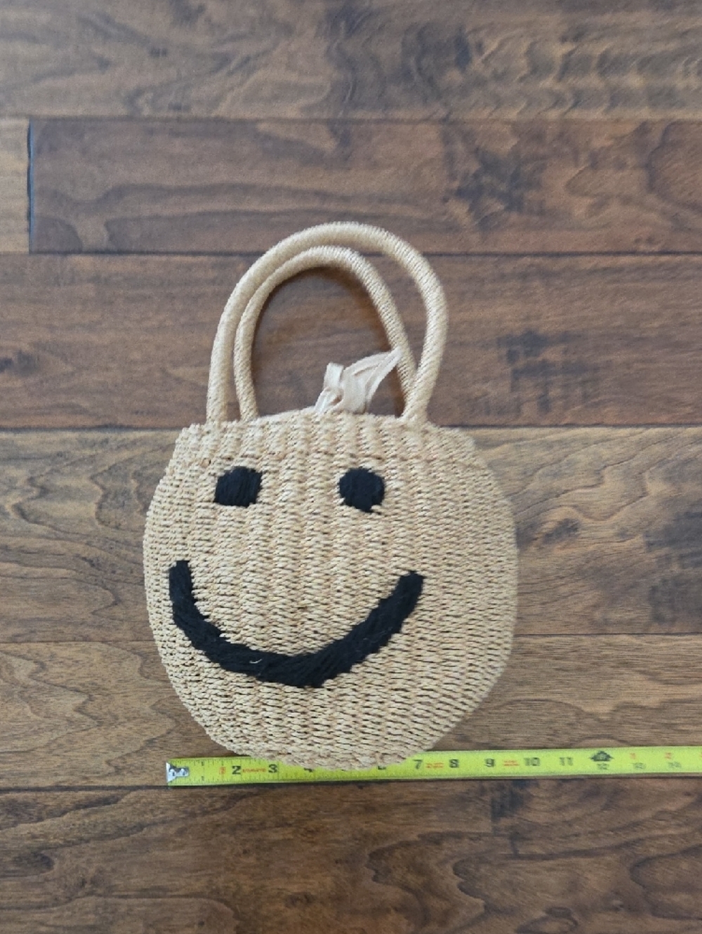 Handwoven Straw Smile Tote Bag - Beige with Black Accent - Picture 5 of 6